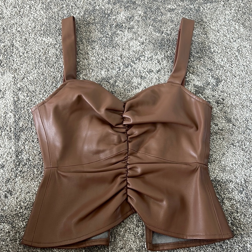 Cute brown real leather top.